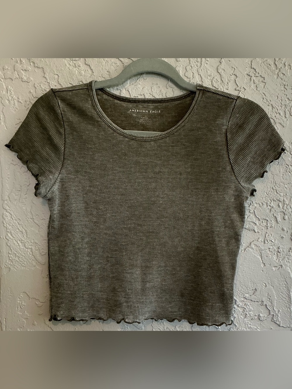 American Eagle Outfitters Olive Green Waffle Knit Short Sleeve Cropped Tee